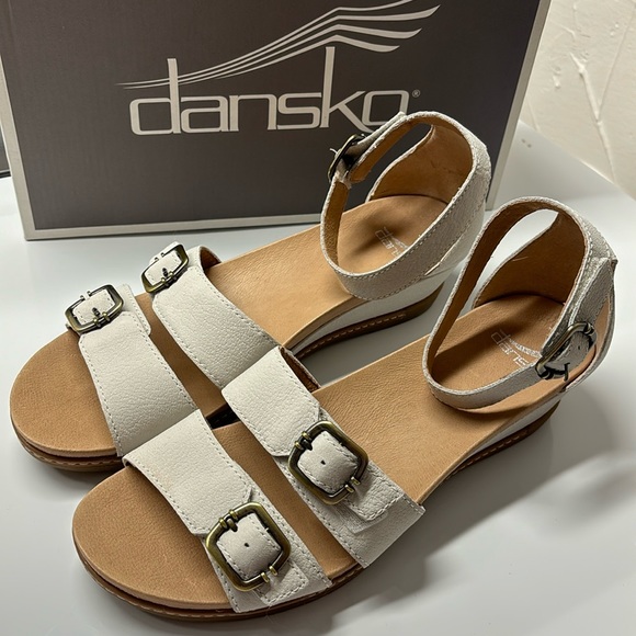 Astrid by Dansko size 40 us9 ivory new in box comfort sandals - Picture 2 of 8